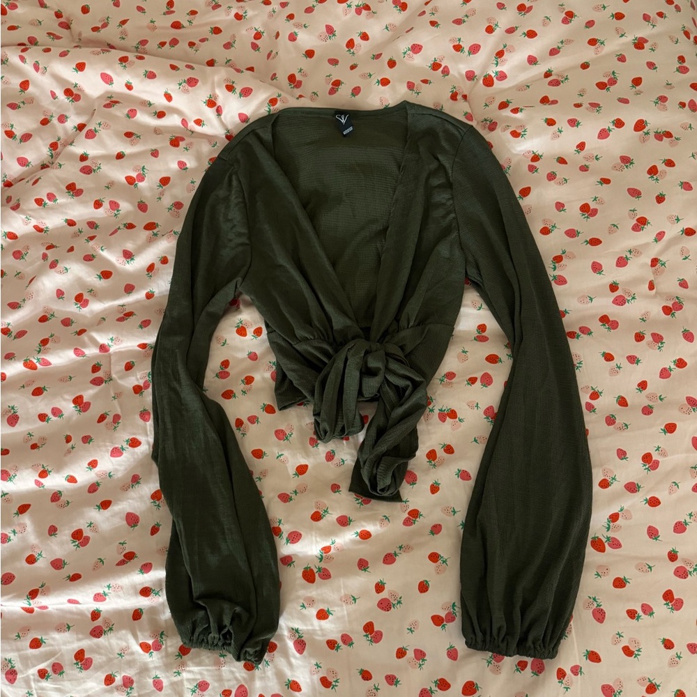 Windsor Olive Green Women's Tie-Front Top Small